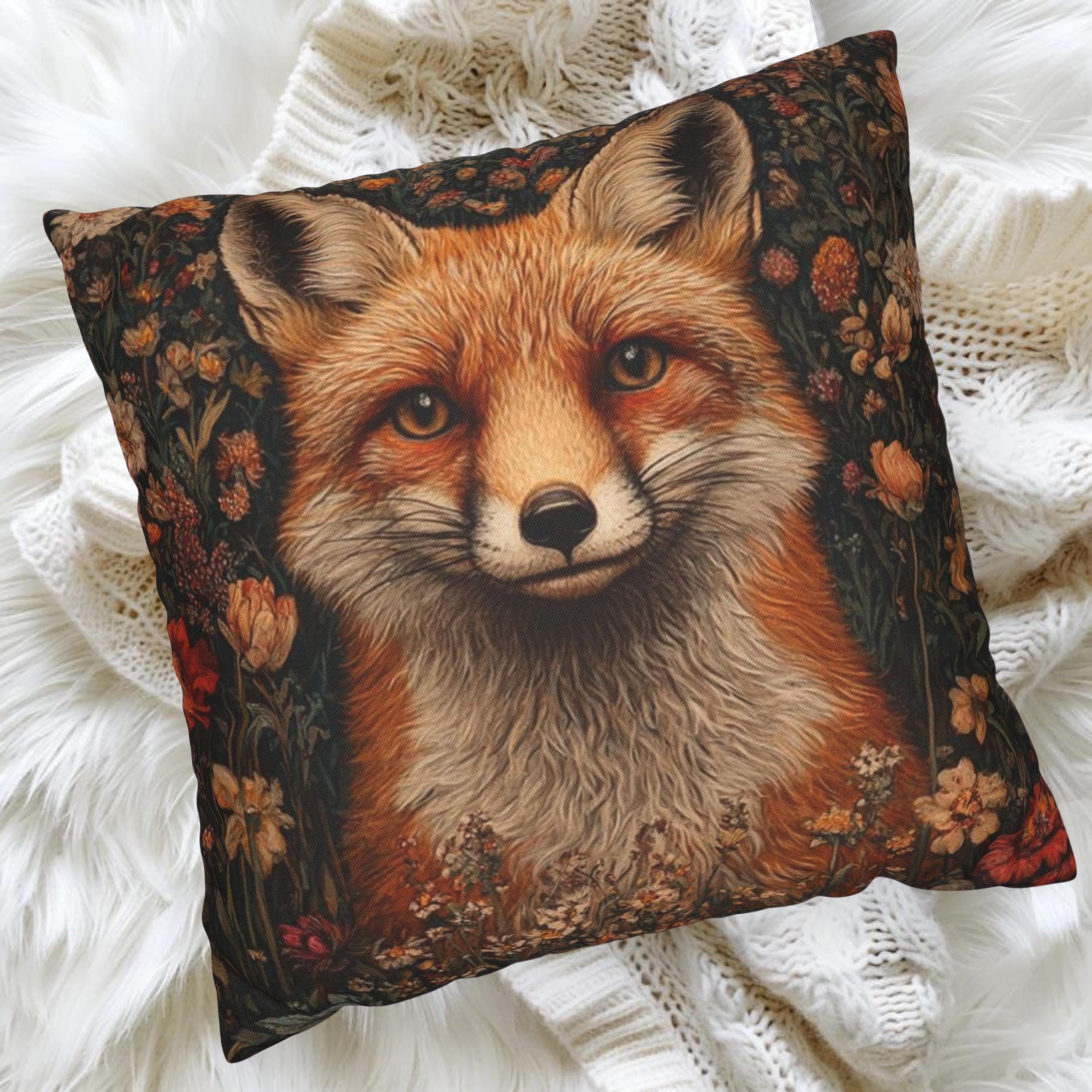 William Morris Fox Pillow, Vintage Animal Pillow Cover, Botanical Throw Pillow for Living Room or Bedroom, Nature-Inspired Accent Pillow