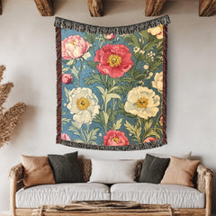 Poppy Floral Woven Blanket, Vintage Botanical Throw, Decorative Tapestry Wall Hanging, Cozy Sofa Blanket Gift, Garden Bloom Decor Accent