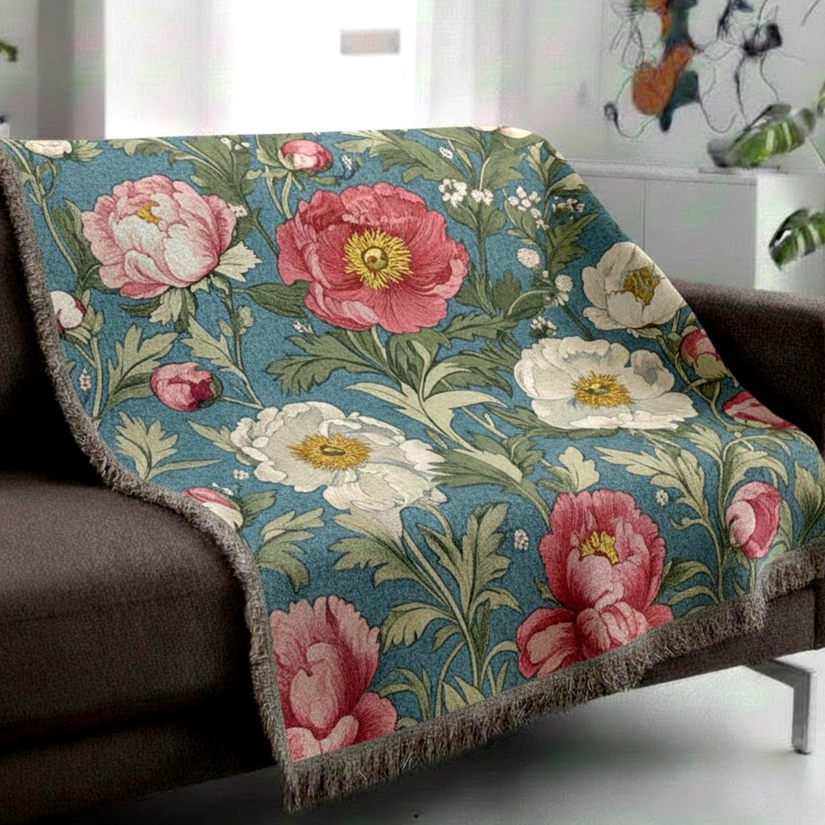 Poppy Floral Woven Blanket, Vintage Botanical Throw, Decorative Tapestry Wall Hanging, Cozy Sofa Blanket Gift, Garden Bloom Decor Accent
