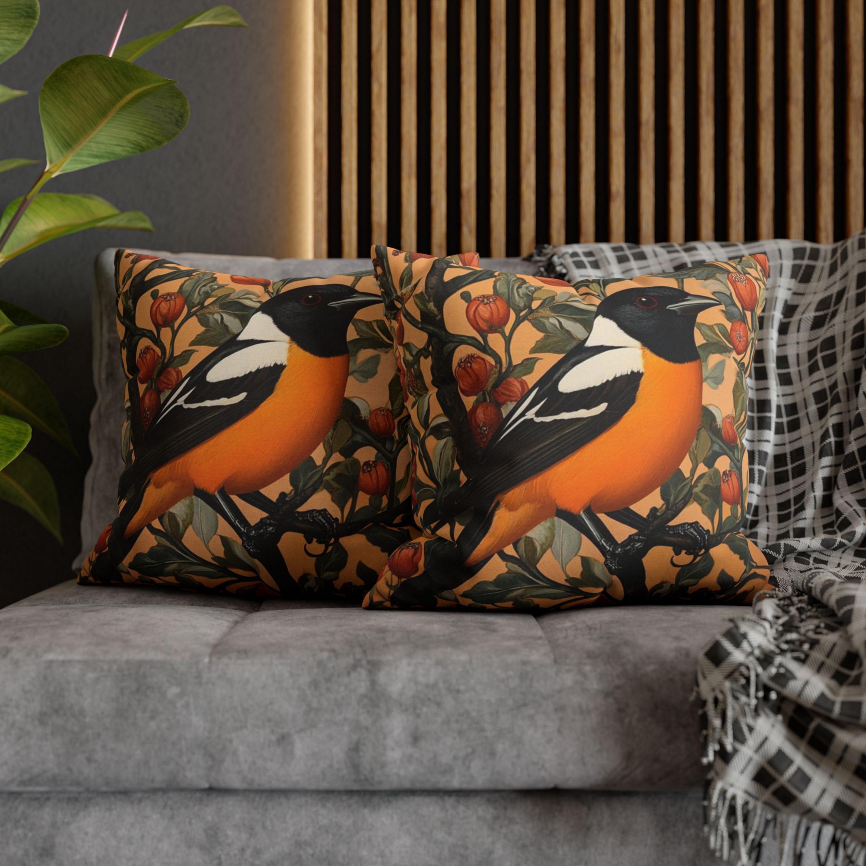 William Morris Oriole Pillow, Vintage Bird Pillow, Botanical Throw Pillow for Living Room, Nature-Inspired Accent Pillow, Bird Throw Cushion