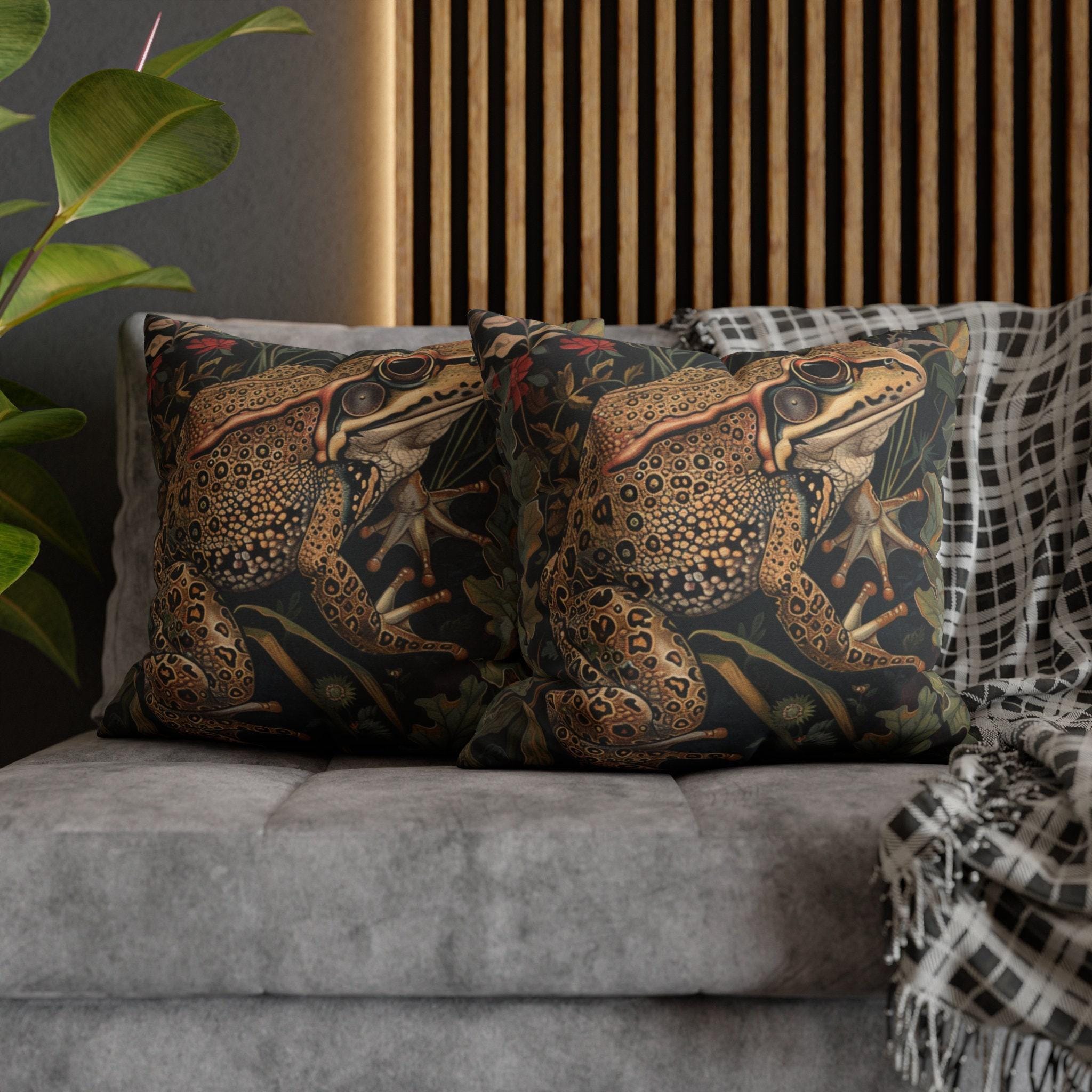 Forest Frog Toad Pillow Earthtone William Morris, Living Room Decor Pillow, Cottagecore Nature Inspired Forest Green Pillow, Frog Lover Gift