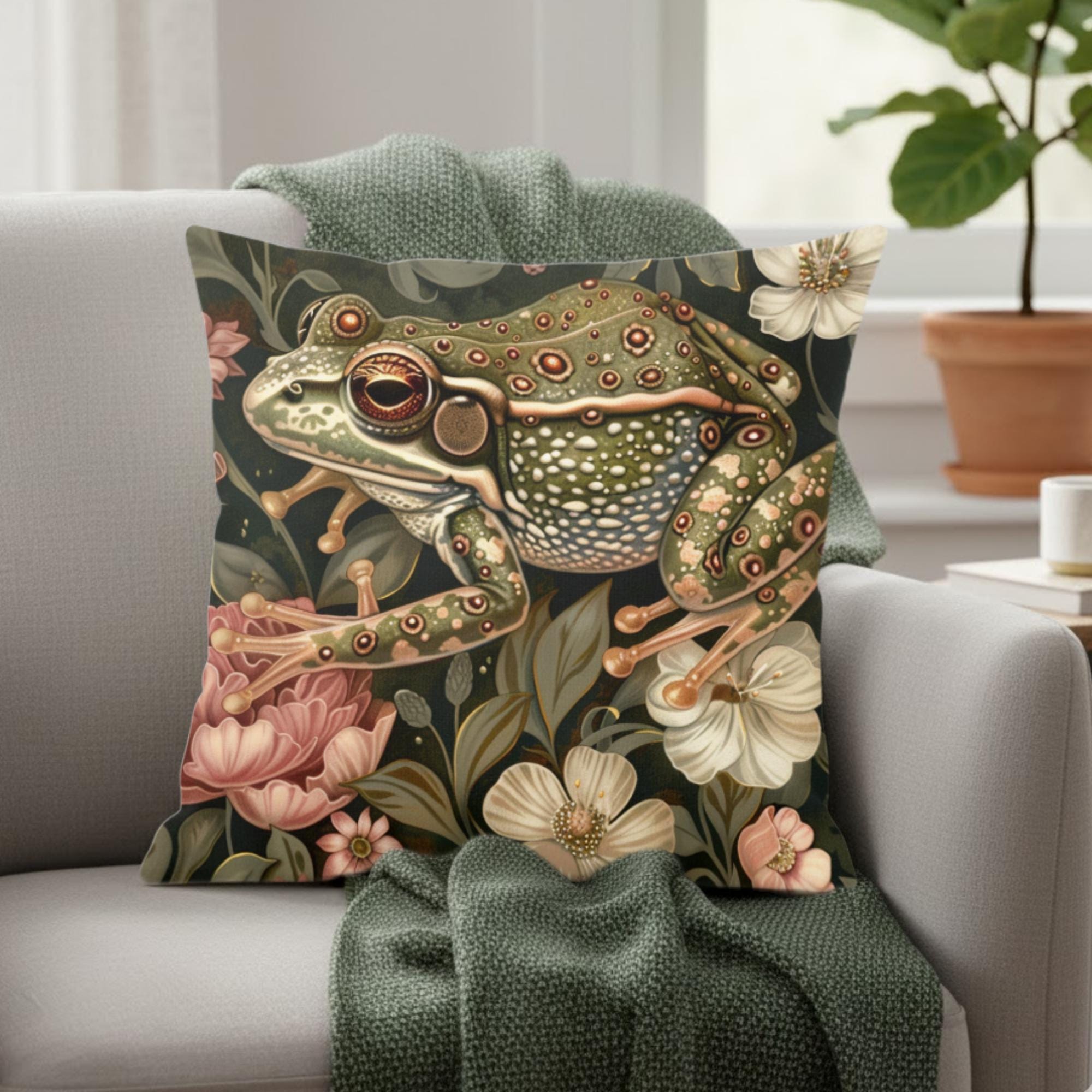 Forest Frog William Morris Pillow, Woodland Animal Cushion, Botanical Nature Throw Pillow, Vintage Frog Pillowcase, Whimsical Couch Accent